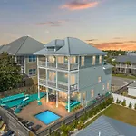 Three Master Bedrooms! Easy Beach Access! Gulf Views