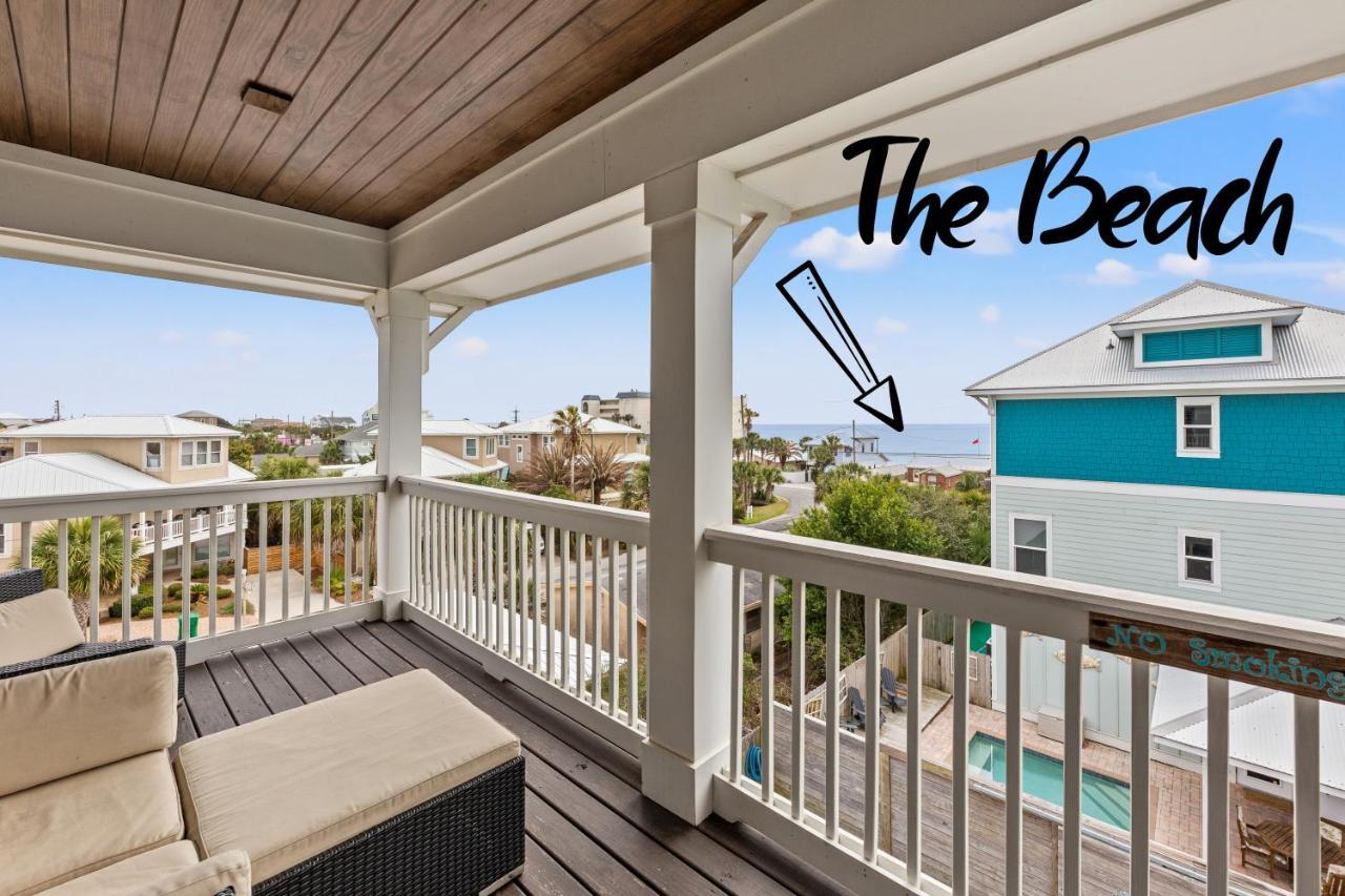 Three Master Bedrooms! Easy Access! Gulf Views Holiday home