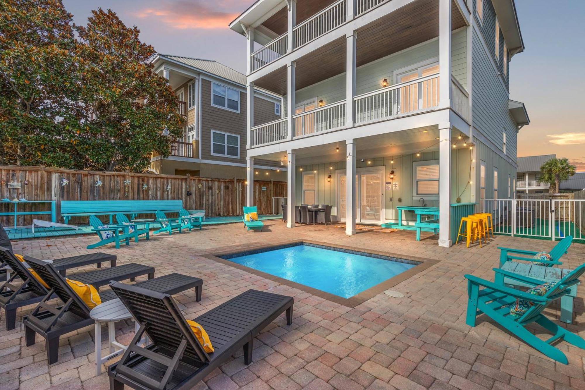 Three Master Bedrooms! Easy Access! Gulf Views Panama City Beach