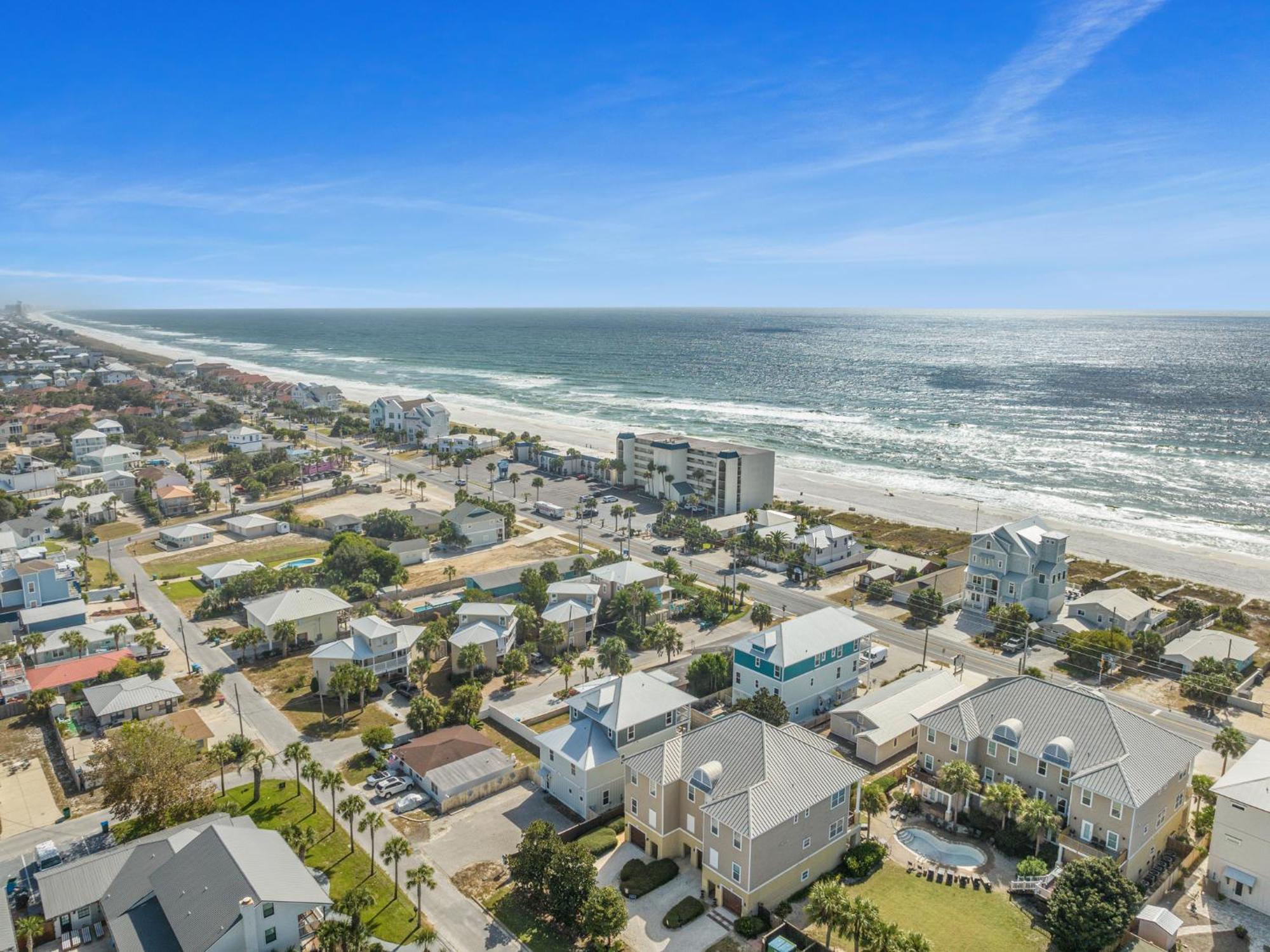Three Master Bedrooms! Easy Access! Gulf Views * Panama City Beach